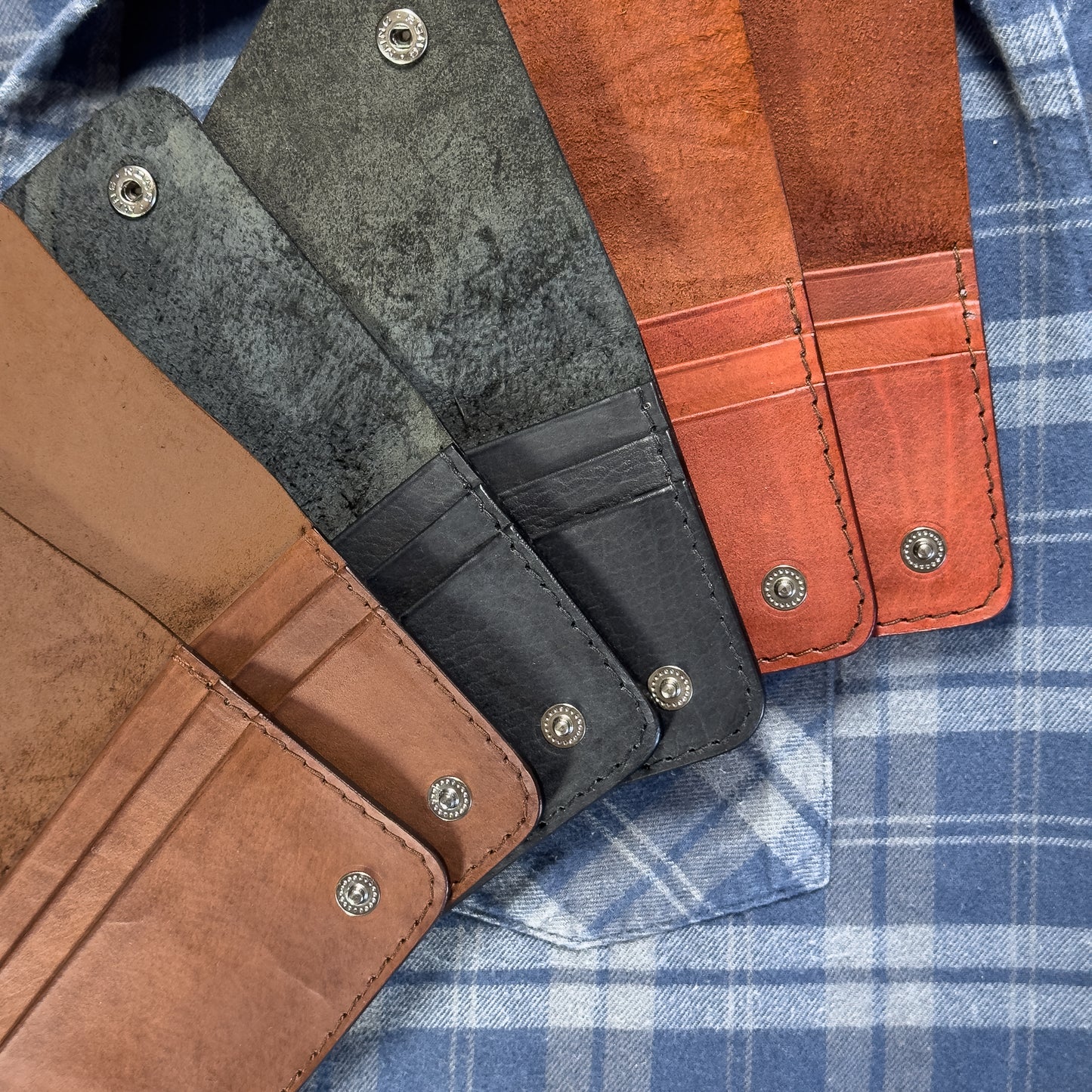 Tarjetero x3 Pockets c/ Tapa y Broche