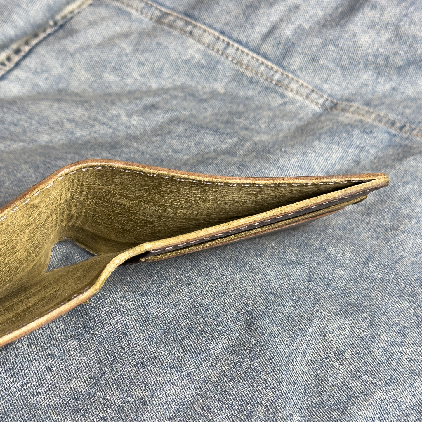 Billetera Bifold Engrasada