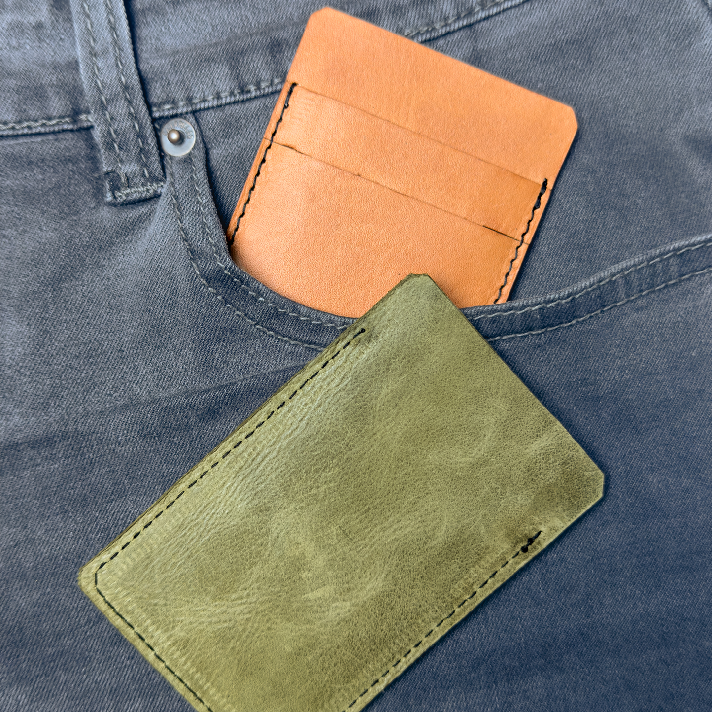 Tarjetero Light (x2 Pockets, 5 Tarjetas)